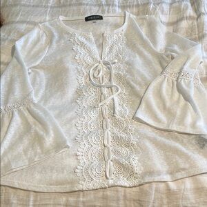 Boho White Lace Detail Women's Top with bell sleeves size L August silk brand